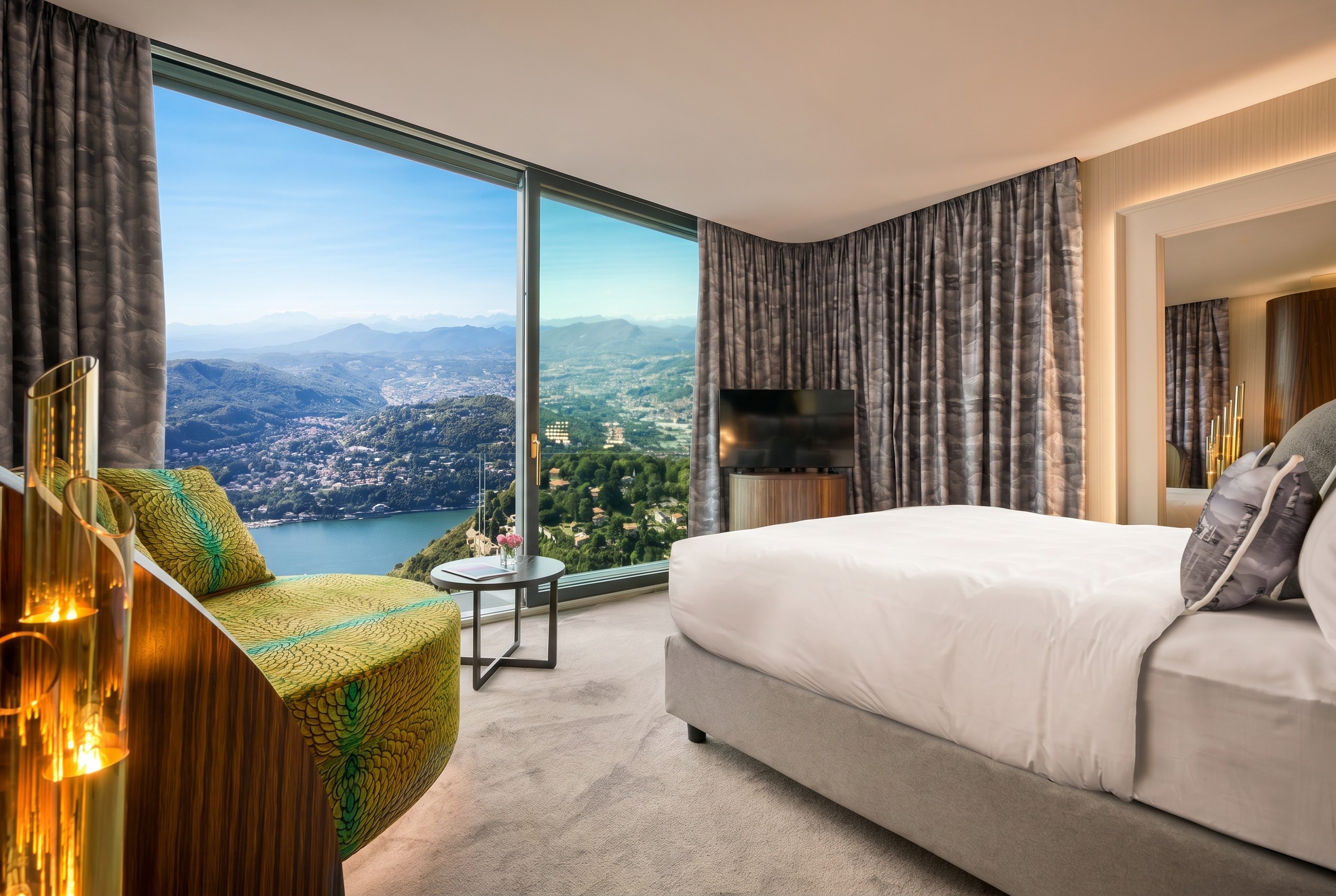 Sole Luxury Room overlooking Lake Como at Nuvole Garden Hotel