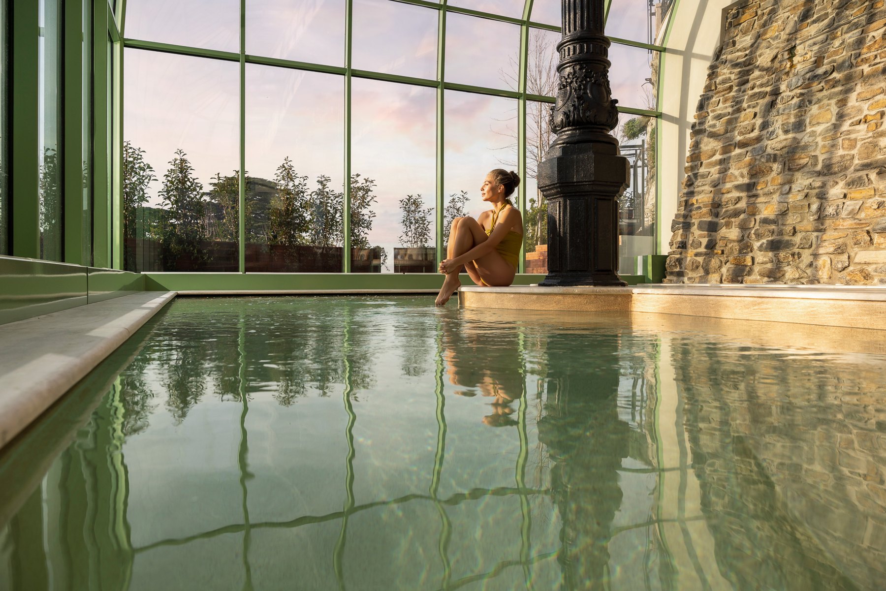 The indoor pool at Nuvole Garden Hotel